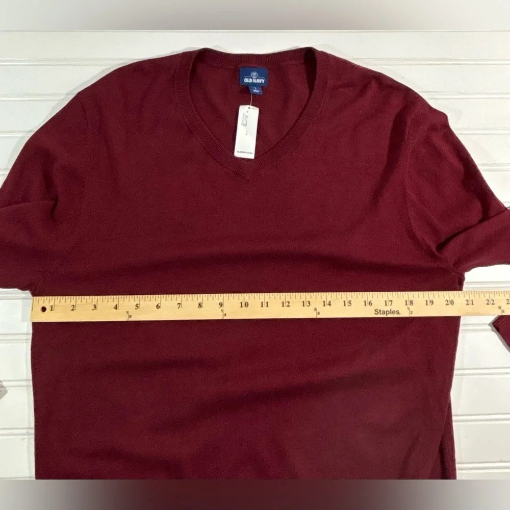 Old Navy Burgundy V Neck Sweater Lightweight Men’s Size Large Cotton New W Tags